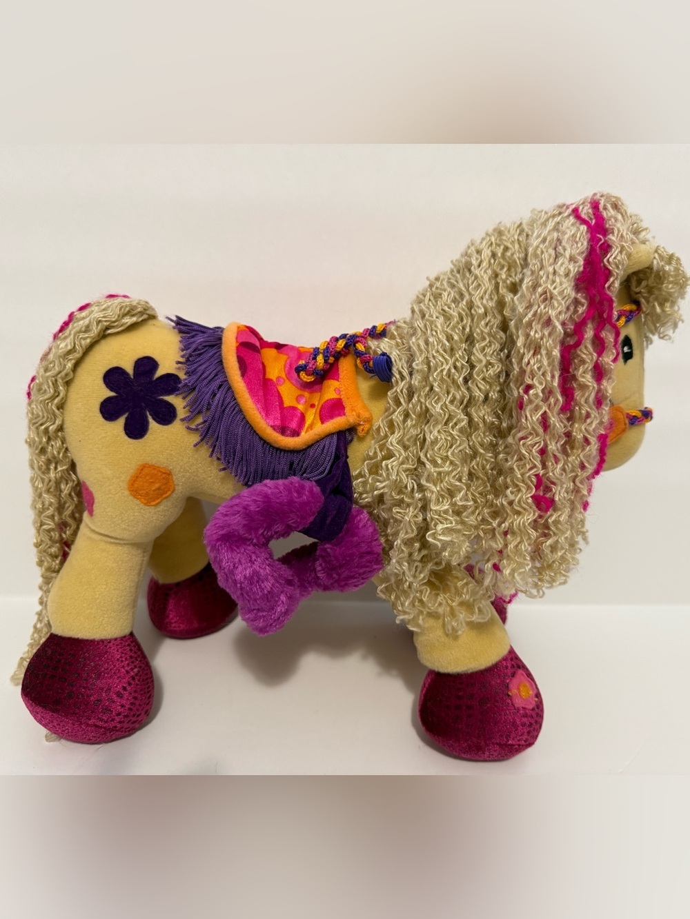 2001 Groovy Girls Dolls Plush Bendable
Calypso Stuffed Toy Horse